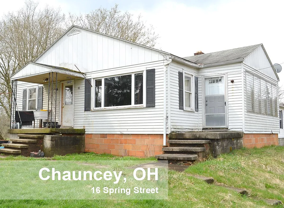 3 bed, 1076 sqft, $950 — Photo 1