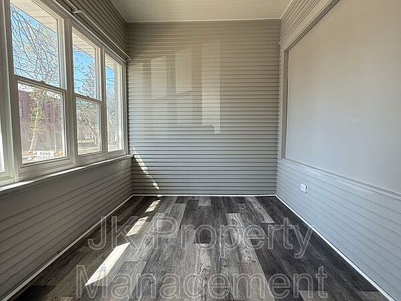 2nd image of 309 10th St N
