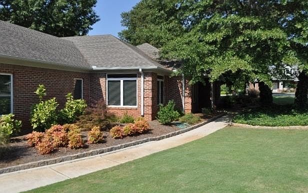 1st image of 114 Montrose Dr
