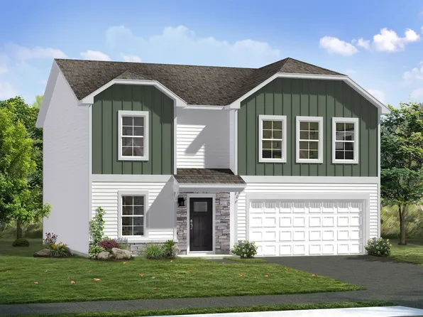17 Iron Ridge Rd, Fairmont, WV 26554