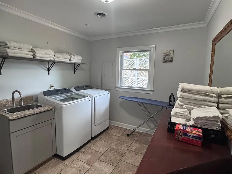 2499 Countrywood Pkwy — Photo 30
