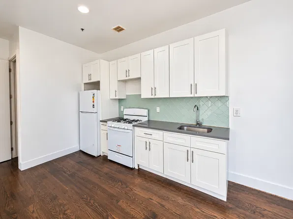 2178 Pitkin Avenue image 1 of 8