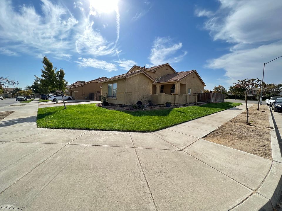1st image of 1949 Toscana Ln