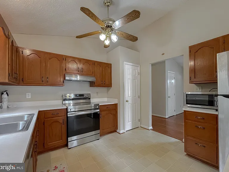 109 Morris Dr — Photo 20