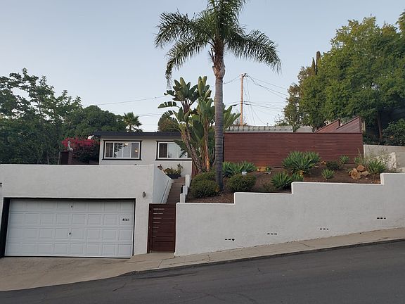 2nd image of 4565 Toledo Dr