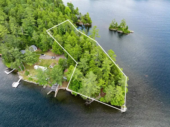 80 Pearl Point Rd, Holden, ME 04429