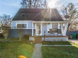 28499 James St, Garden City, MI 48135