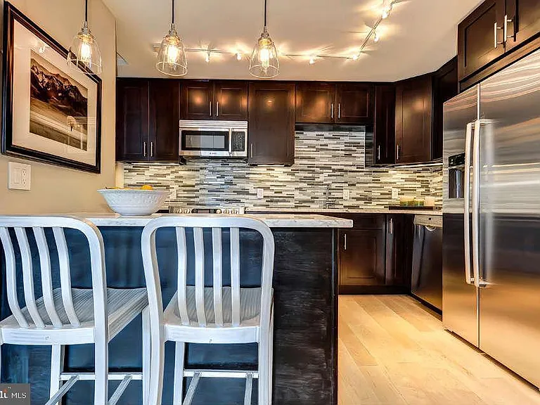 2141 Washington Cir NW #P-205 — Photo 6