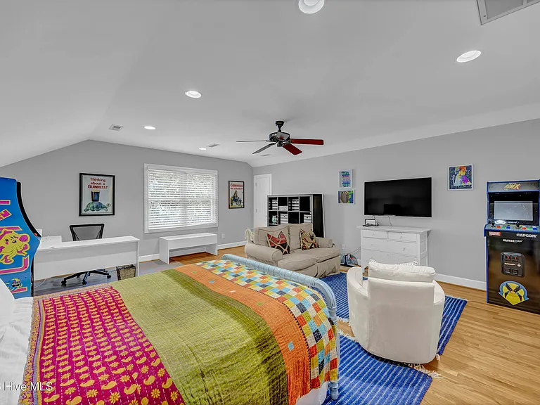 6216 Turtle Hall Dr — Photo 14