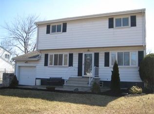 1306 Ute Rd, North Brunswick, NJ 08902