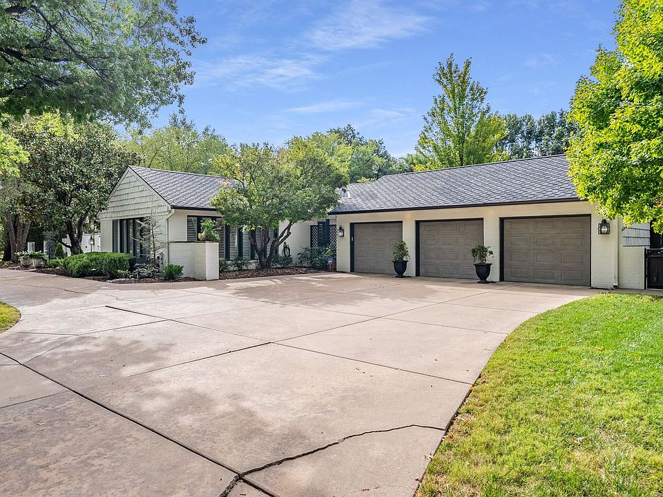 19 E Douglas Ave, Wichita, KS 67207 Zillow