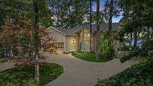 2nd image of 305 Keck Ln