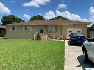 416 Clearview St SW, Decatur, AL 35601