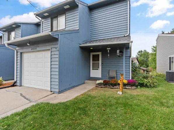 2828 Muscatine Ave, Iowa City, IA 52240