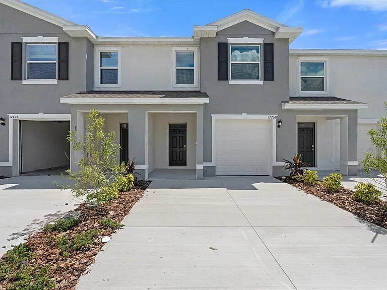 17709 Crescent Moon Loop — Photo 1