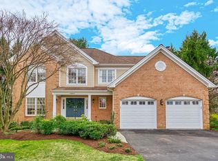 10822 Crippen Vale Ct, Reston, VA 20194