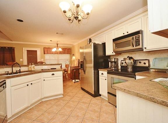 5th image of 1120 Waterford Dr