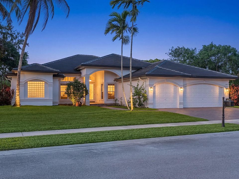 1st image of 15273 SW 37th Street