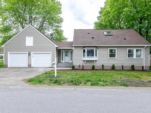 25 Auburn Street, Exeter, NH 03833