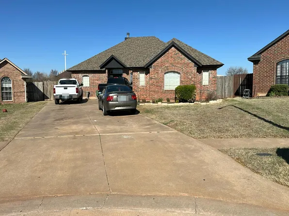 641 E Katelyn Ln, Mustang, OK 73064