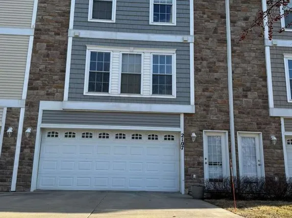 8302 Westown Pkwy Unit 2107, West Des Moines, IA 50266