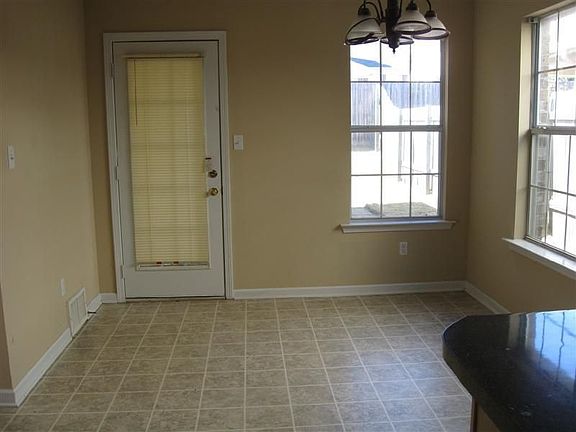 2751 Maggie Woods Place, Arlington, TN 38002