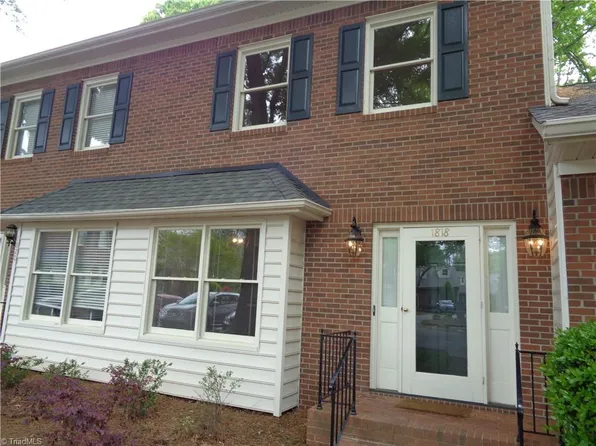 1818 Oakcrest Ct, Winston Salem, NC 27106