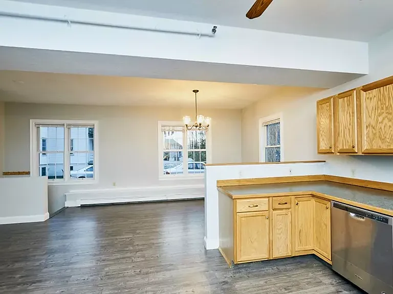 86 Pratt St #3 — Photo 5
