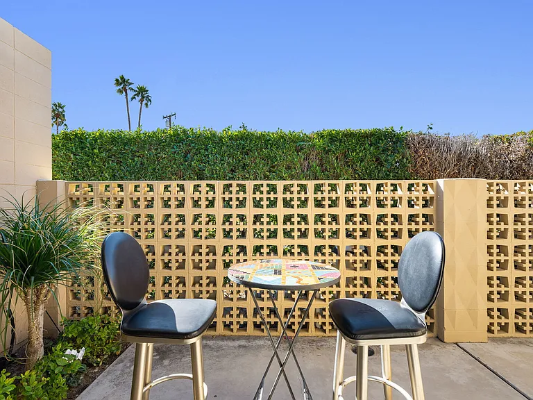Sandpiper St — Photo 21