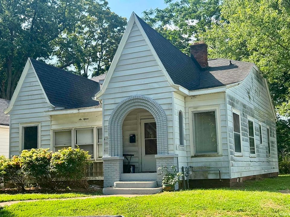 1st image of 615 Jackson Ave