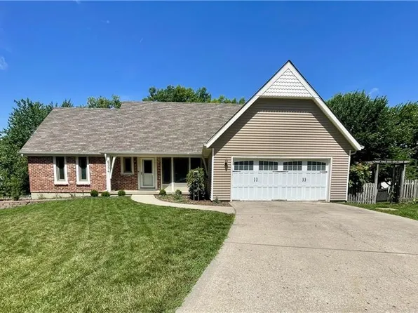 6334 W 108th St, Overland Park, KS 66211