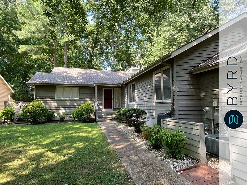 3 bed, 2.0 bath, 1608 sqft, $2,295 — Photo 4