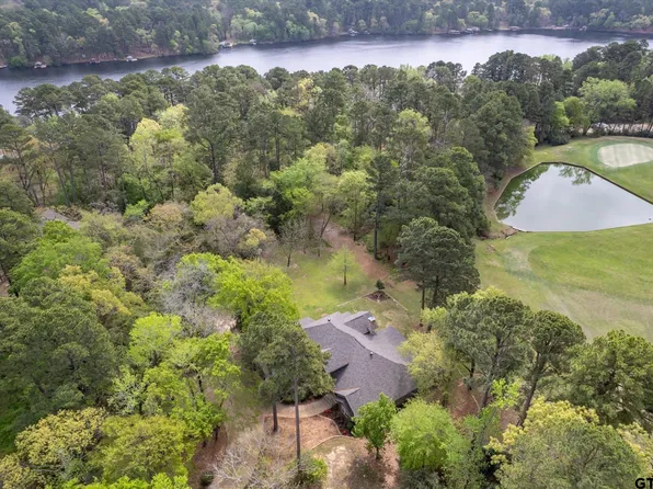 242 Lakewood Cir, Holly Lake Ranch, TX 75765