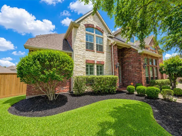 1335 Altavilla Ln, League City, TX 77573