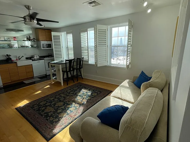 4761 Liberty Avenue — Photo 25