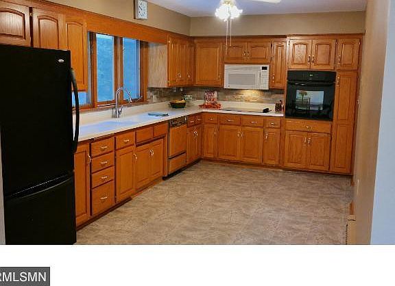2nd image of 1466 Birmingham St