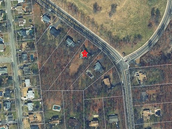 2nd image of 296 S Bicycle Path