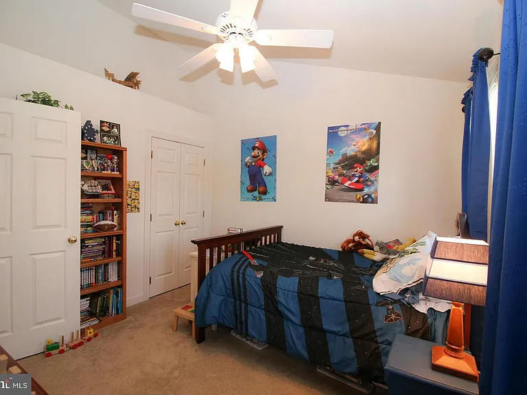 4553 Fair Valley Dr — Photo 16