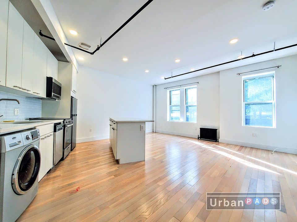 1st image of 975 Washington Ave #1J1