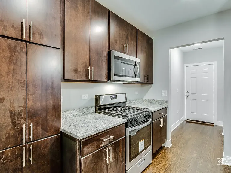 2025 W Jarvis Ave #3 — Photo 10