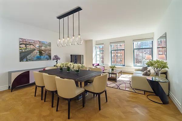 1st image of 207 W 79th St #8B