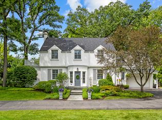 2530 Kenilworth Ave, Wilmette, IL 60091