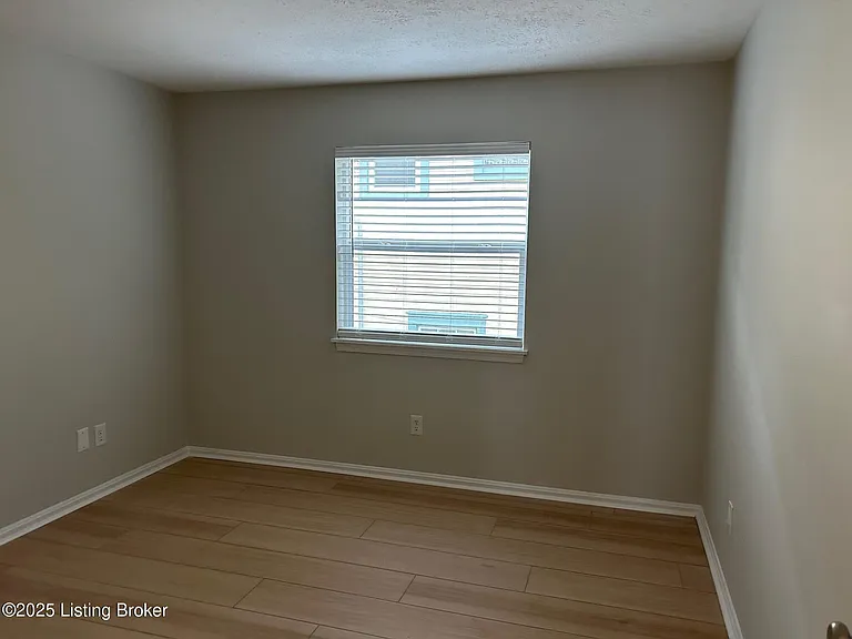 2207 Alta Ave — Photo 7