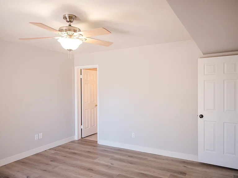 3980 E Graythorn St — Photo 40