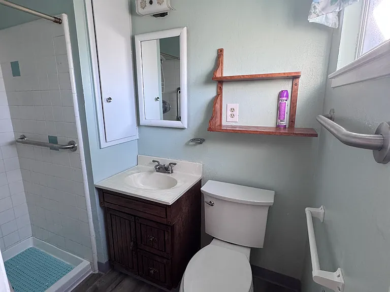 1808 Ronie Way — Photo 5