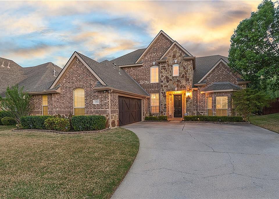 1st image of 2202 Frio Dr