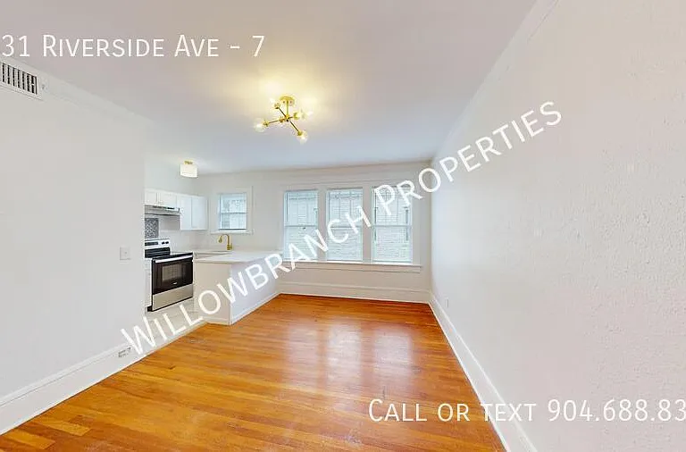 2331 Riverside Ave #7 — Photo 6