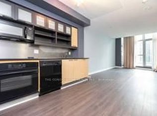 36 Blue Jays Way #706, Toronto, ON M5V 3T3