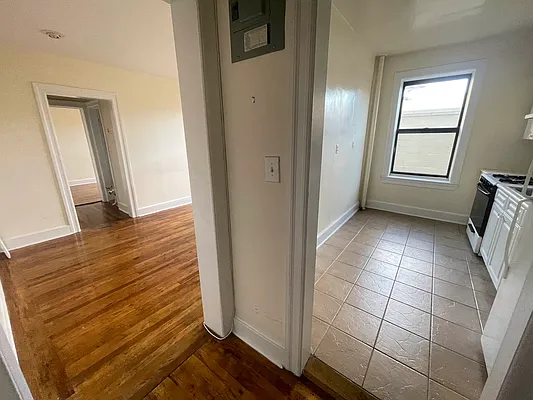 Rented by Queens Apartments Realty LLC | media 3