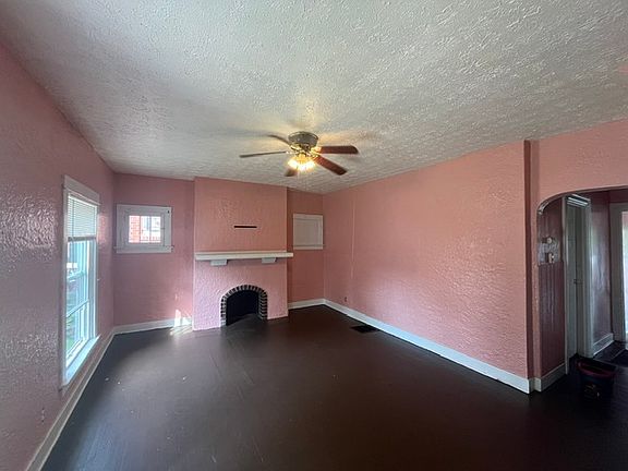 3rd image of 73 Pointview Ave